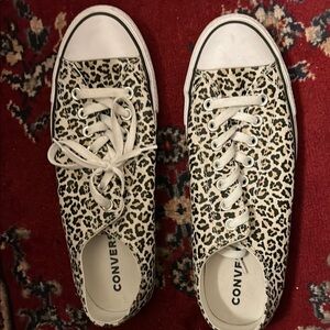 Converse Women's Leopard Print Sneakers M9.5/W11.5
